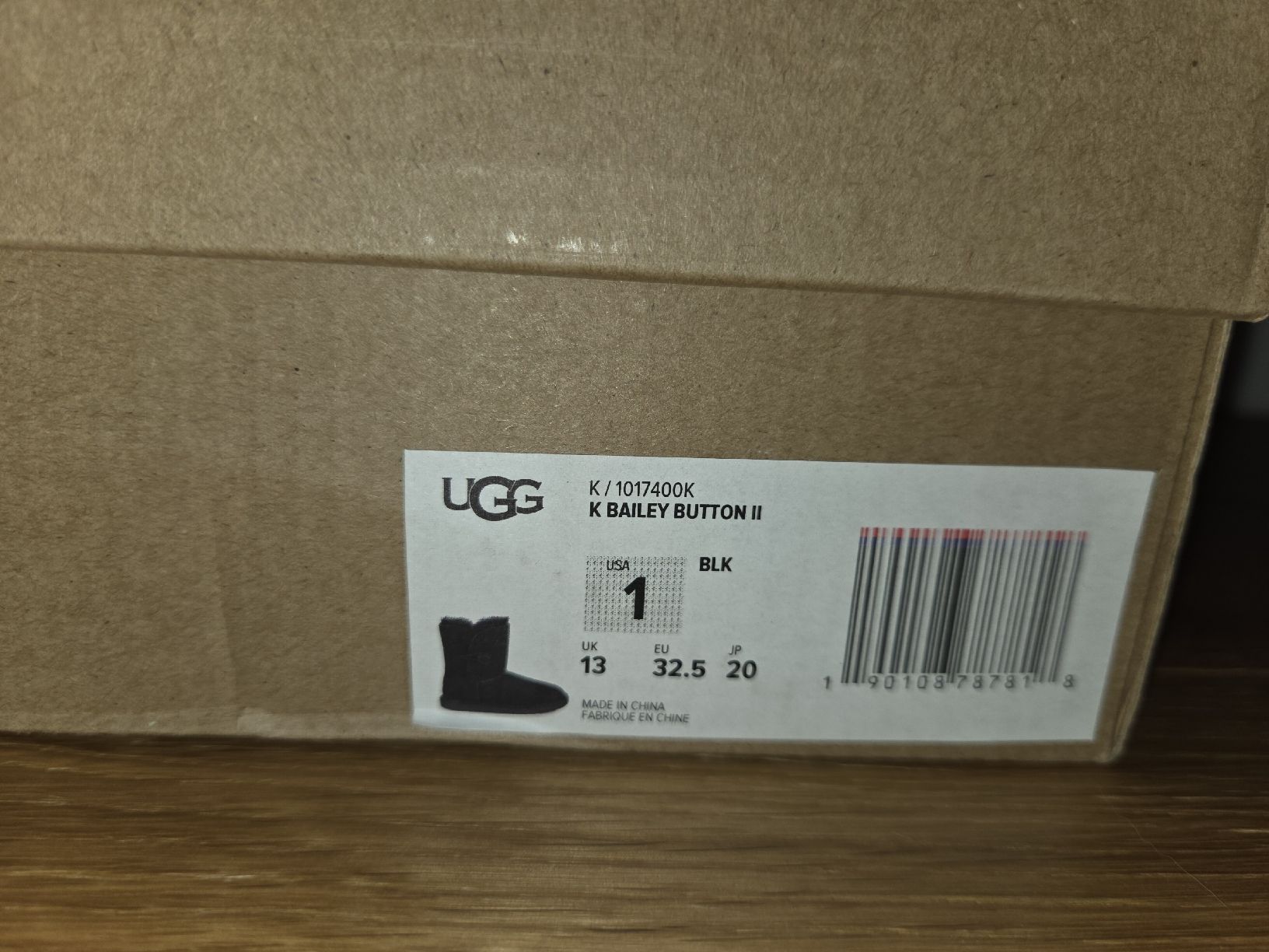Ugg Scarpe per ragazzi: UGG Boots Kids NEU!!!! – Nuovo e nell'imballaggio originale da Stein AG venduto da MARILiii89 1