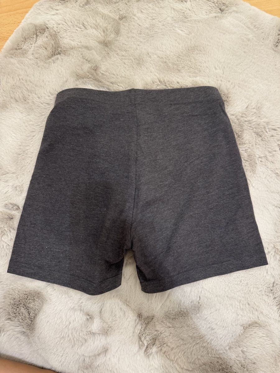 Pantaloni: Damen Shorts grau kurz elastisch – Usato da Marbach SG venduto da Rob_sta 1
