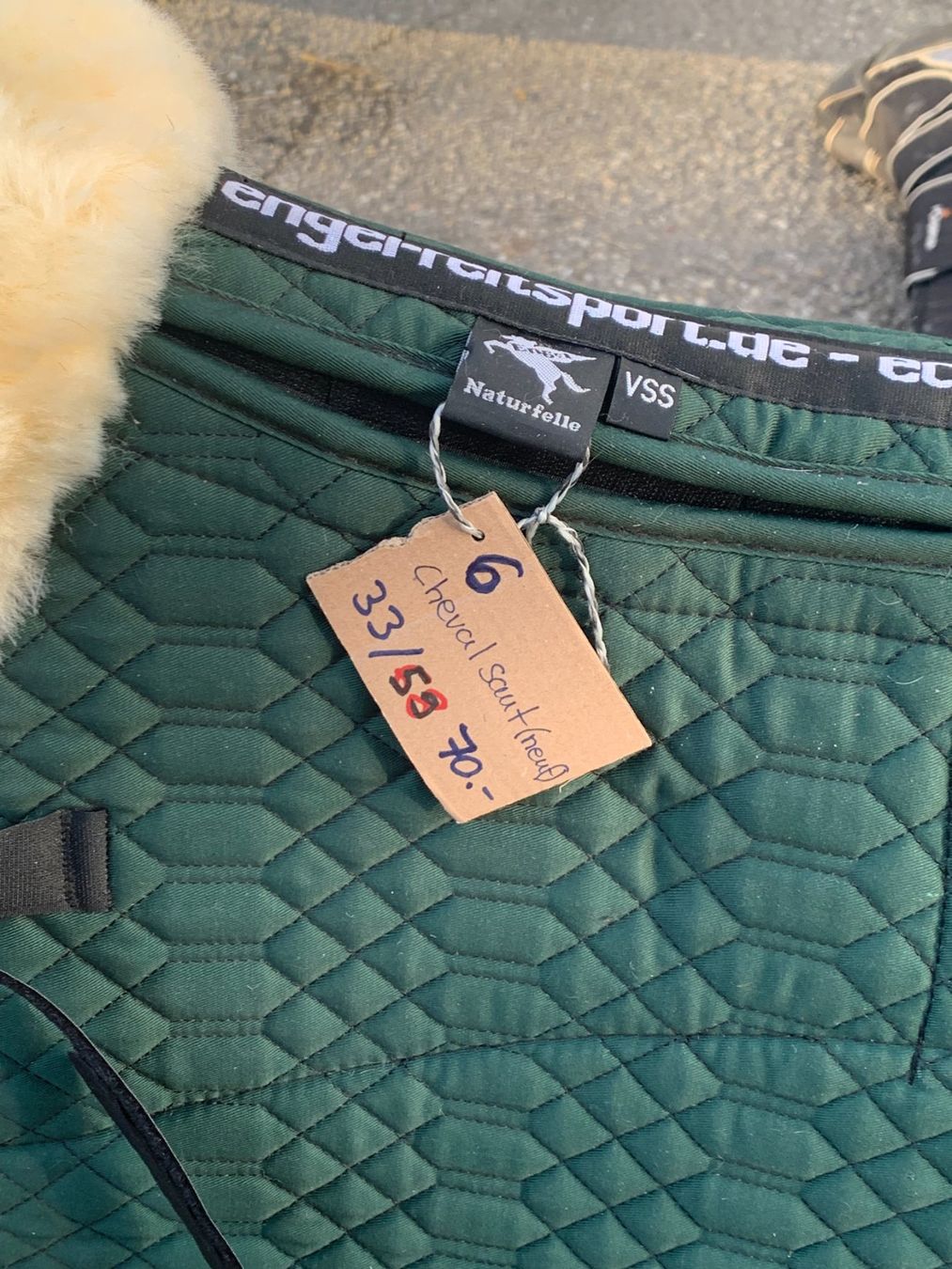 Selle & Accessori: Tapis de selle avec mouton véritable – Nuovo (secondo la descrizione) da Lamboing venduto da pet_djp8 3