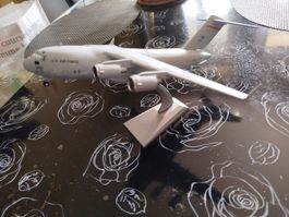 Avion C-17 Globemaster III - modèle réduit.