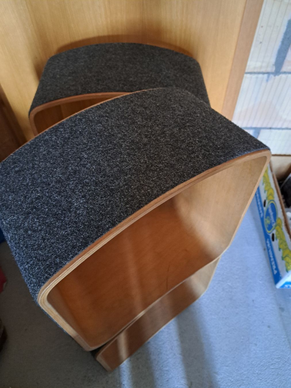Sgabelli: SIRCH Wipphocker ergonomische Hocker – Usato da Sternenberg venduto da jjudyjerri 4
