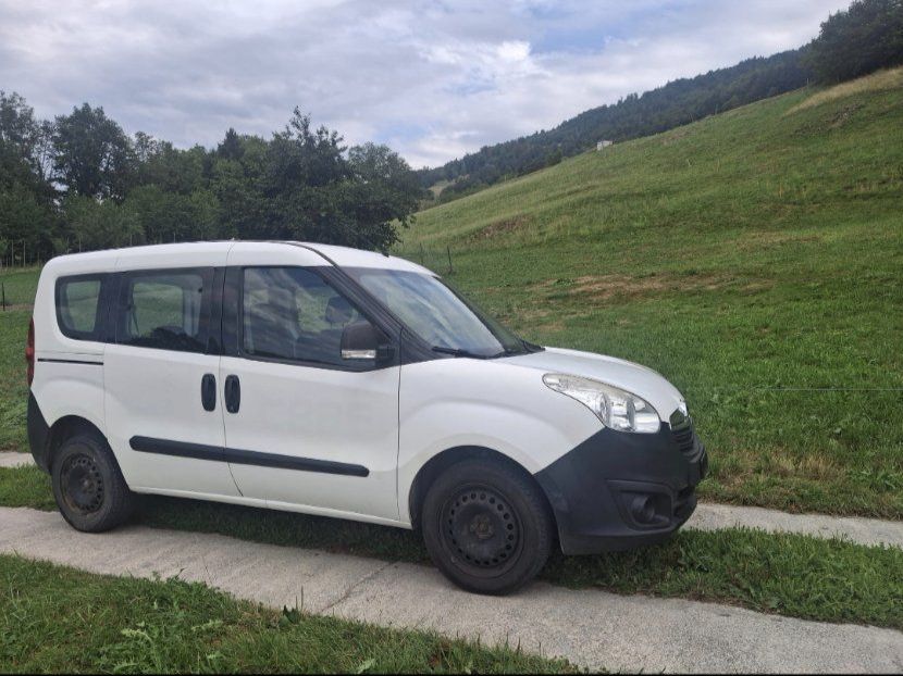 Opel Automobili: Opel Combo D 1.6 – Usato da Greppen venduto da chrigel-1