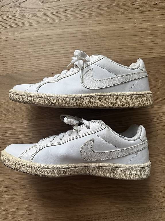 Scarpe da donna: Nike 37.5 – Usato da S. Antonino venduto da gio_q2dl 2