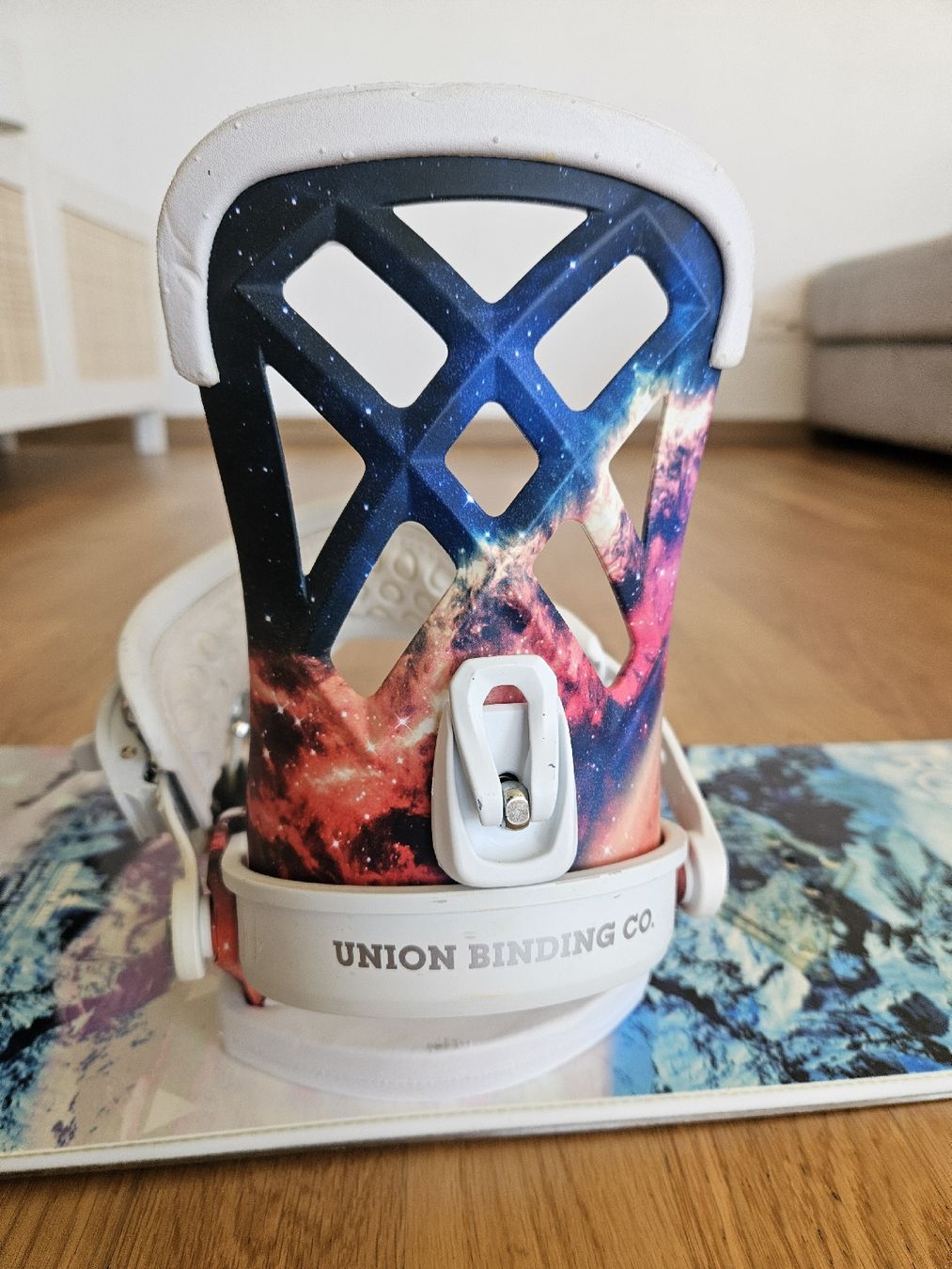 Roxy Board: Snowboard ROXY Sugar 146cm + Fixations UNION Milan – Nuovo (secondo la descrizione) da Morges venduto da Mlle_Croft_91 3