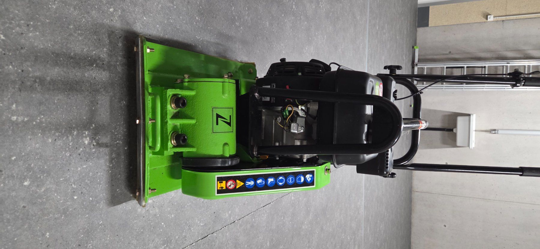 Toutes les machines: Rüttelplatte Zipper – D'occasion à Sattel par vet_2n86 5