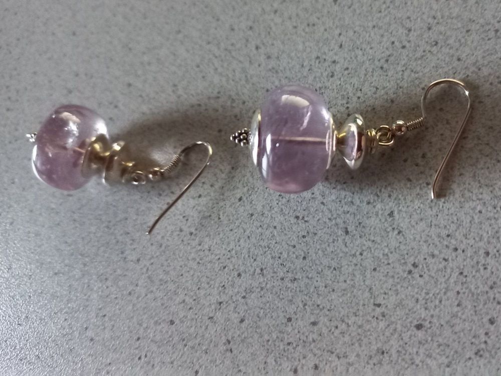 Orecchini pendenti & Orecchini a lobo: Ohrhänger Silber mit Amethyst Stein, Handarbeit neu – Nuovo (secondo la descrizione) da Winistorf venduto da acreativ