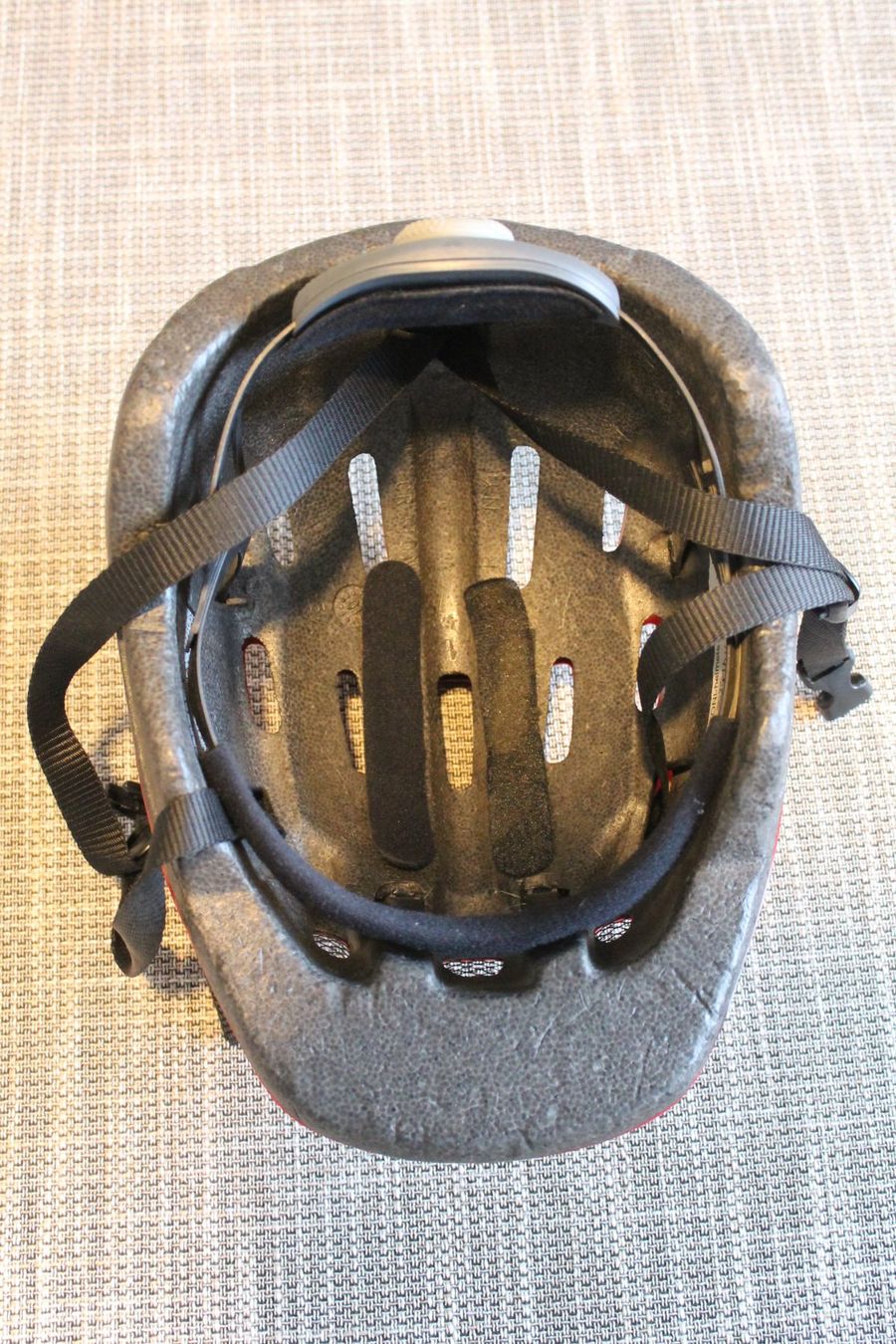 Caschi: Casque de vélo, skate etc. M – Usato da Chez-le-Bart venduto da jasse 3