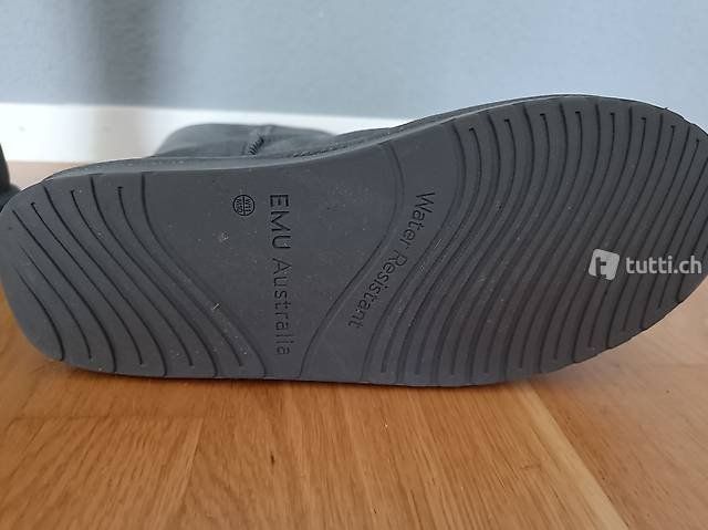 Scarpe da donna: EMU Australia Lammfellstiefel Grösse 42 – Usato da Dietlikon venduto da Dietlikon_Verkauf 1