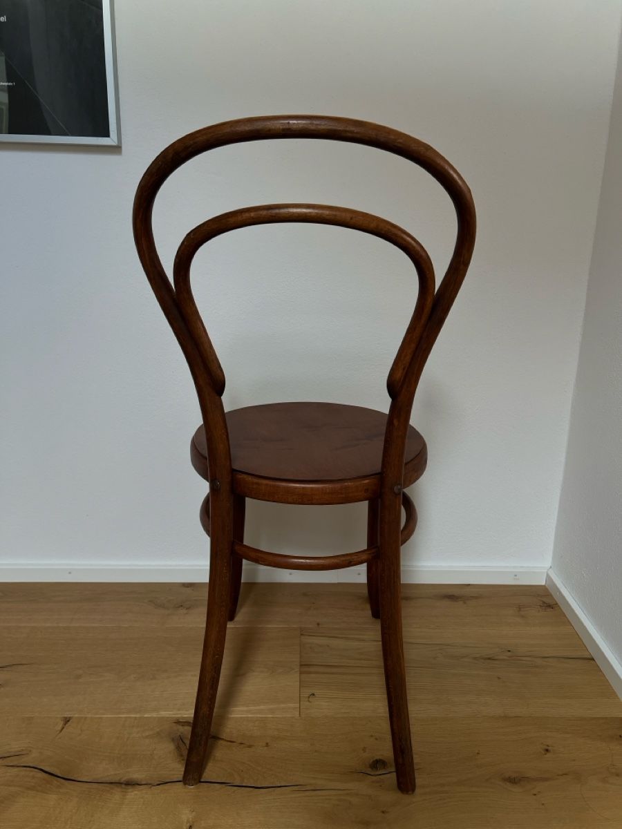 Thonet Sedie: Chaise ancienne Thonet en bois courbé – Usato da Sonceboz-Sombeval venduto da cel_k287 1