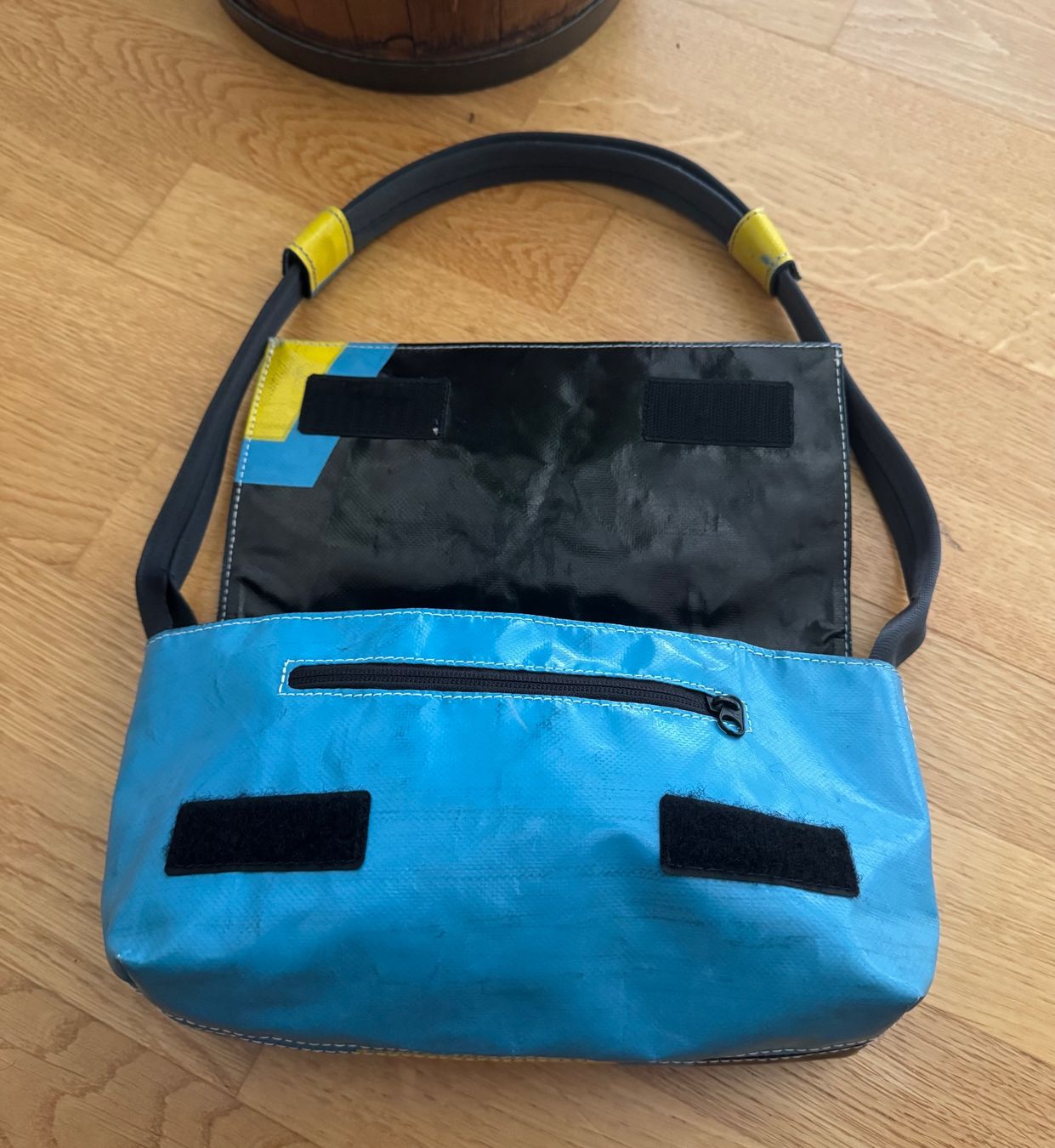 Freitag Sacs femmes: FREITAG-Tasche Modell LAURA – D'occasion à Bern par Mimmo00 4