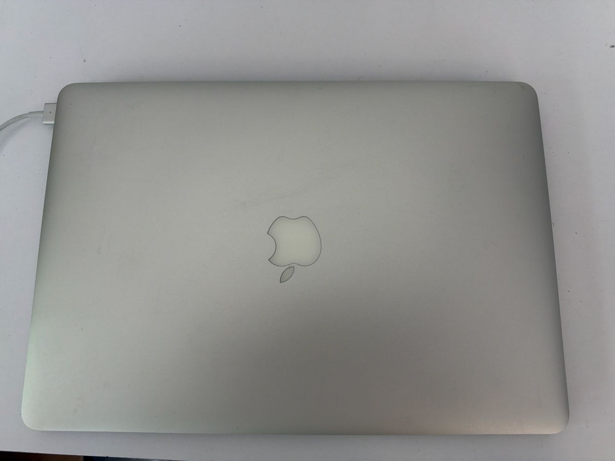 Apple Portables: MacBook Pro 15  – Défectueux à Saxon par Elviis 1