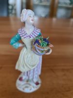 Meissen Porzellan Figur Frau mit Trauben