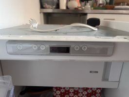 Gratis: V-ZUG Einbaukühlschrank (55 cm) – voll funktionsfähi