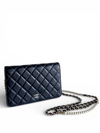 CHANEL Lambskin Limited Pearl Strap Wallet On Chain Tasche
