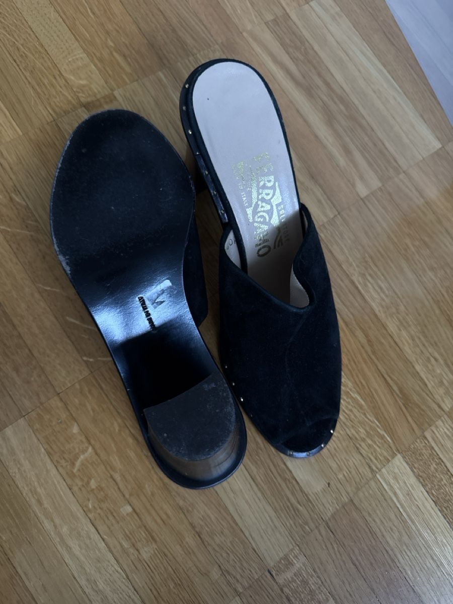 Salvatore Ferragamo Scarpe da donna: Mules Ferragamo chic! – Usato da Monthey venduto da sen_6ckr 2