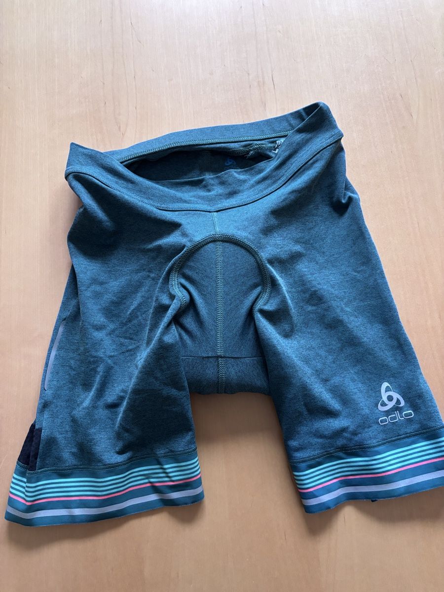 Odlo Pantalons: Odlo Velohose Grösse S – D'occasion à Gränichen par Shopgirl13