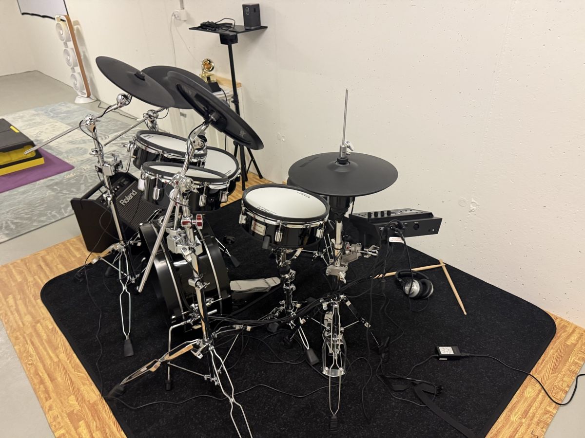 Roland Strumenti musicali: E-drum set Roland VAD306 – Usato da Uitikon Waldegg venduto da ste_6qtl