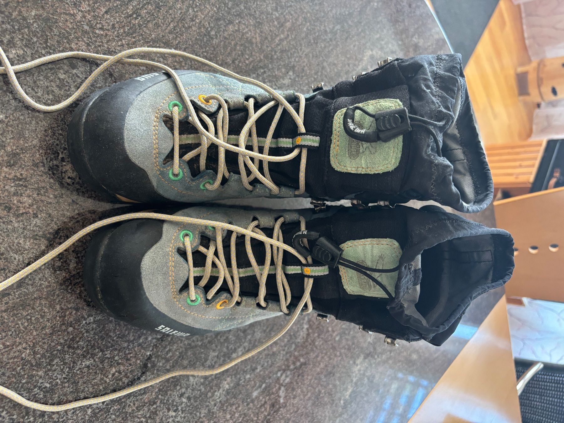 Salewa Scarpe da donna: Salewa Winter/Wanderschuhe Gr.40 – Difettoso da Hasliberg-Hohfluh venduto da hasliberg79