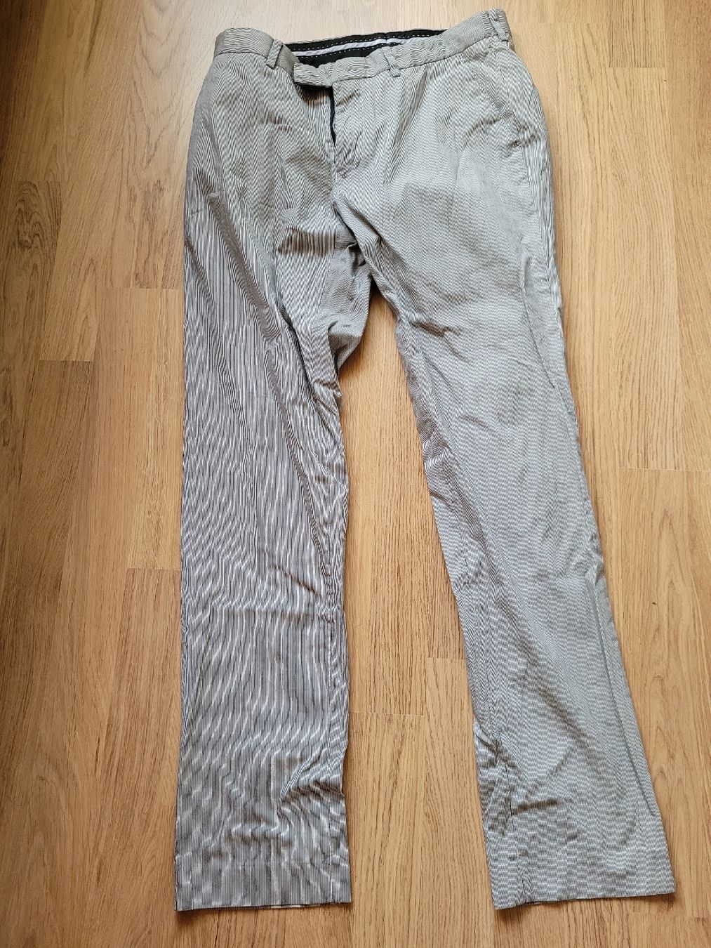 We Pantaloni: Hose Jungs Gr. 44 – Usato da Steffisburg venduto da Gismo49