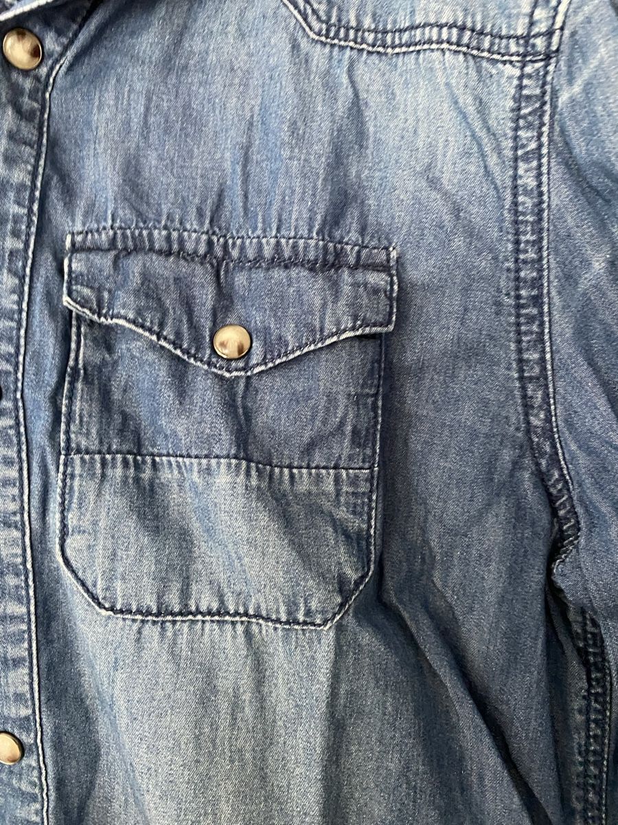 Zara Camicie, T-shirt & Polo: Jeans chemise garçon  – Usato da etoy venduto da fca027 2