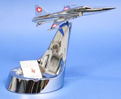 F-5E Tiger ll Design Aschenbecher Swiss Air Force Neuwertig