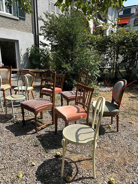 Sedie: diverse Stühle – Usato da Birsfelden venduto da noembi 2