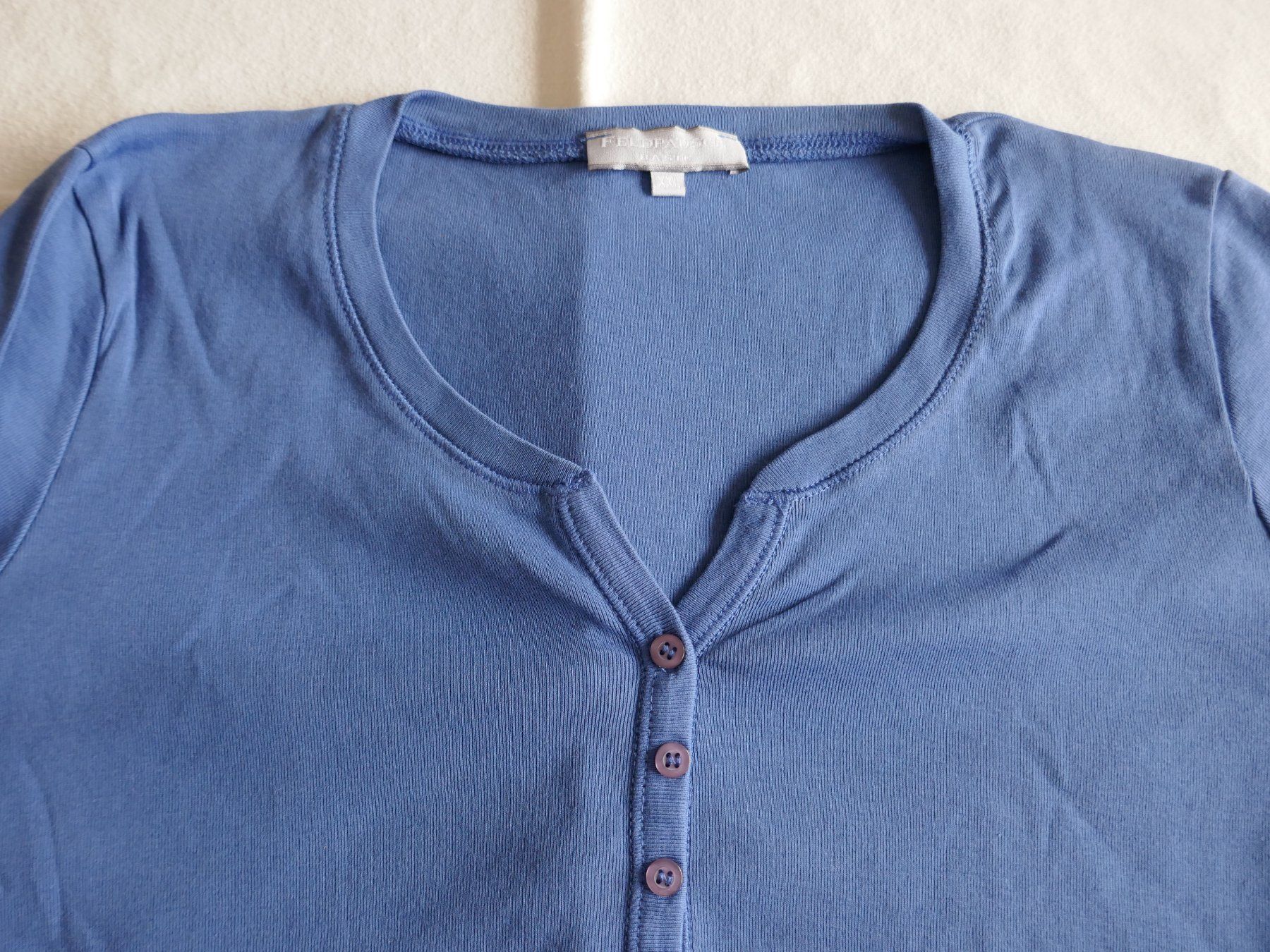 T-Shirts: Fast neu !  FELDPAUSCH  Damenshirt blau – Gebraucht aus Volketswil von Cobra22