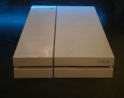 PS4 STANDART EDITION INKL. 9 SPIELE