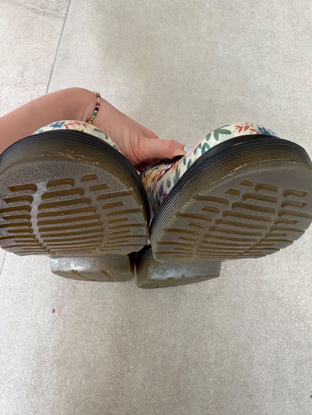 Dr. Martens Scarpe da donna: Dr. Martens Schuhe mit Blumenmuster Gr. 38 – Usato da Basel venduto da El_Haraldo 4