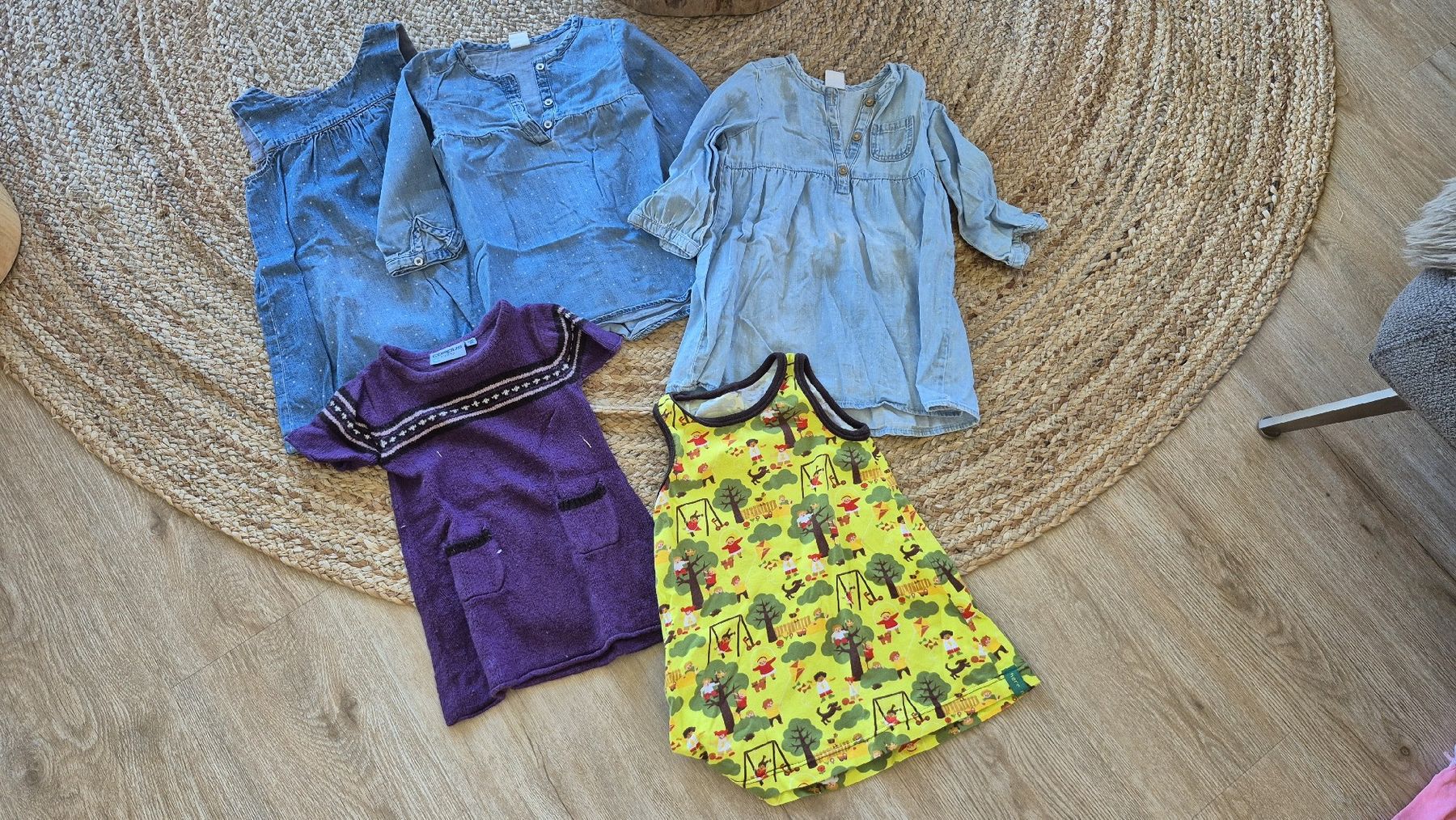 Lotti & Set di vestiti: Kleiderpacket Mädchen, 86 – Usato da Wädenswil venduto da Zuerichseegirl 4