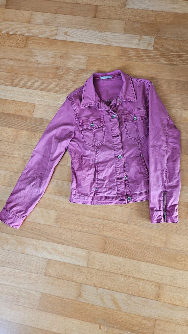 Nile Giacche: Jeansjacke NILE – Usato da Effretikon venduto da lmmmlmmm16 2