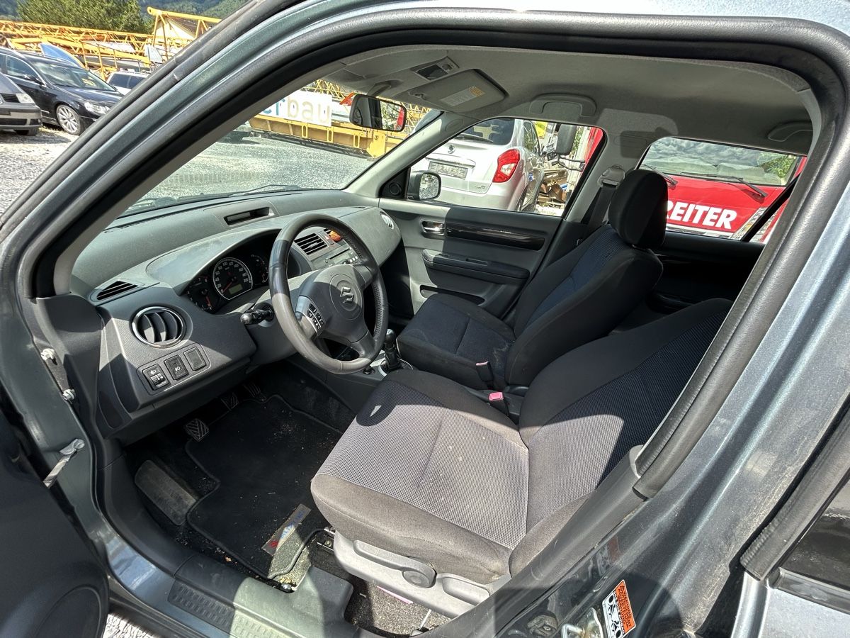 Suzuki Automobili: Suzuki Swift 1.3 AWD – Usato da Sargans venduto da automobilen 7