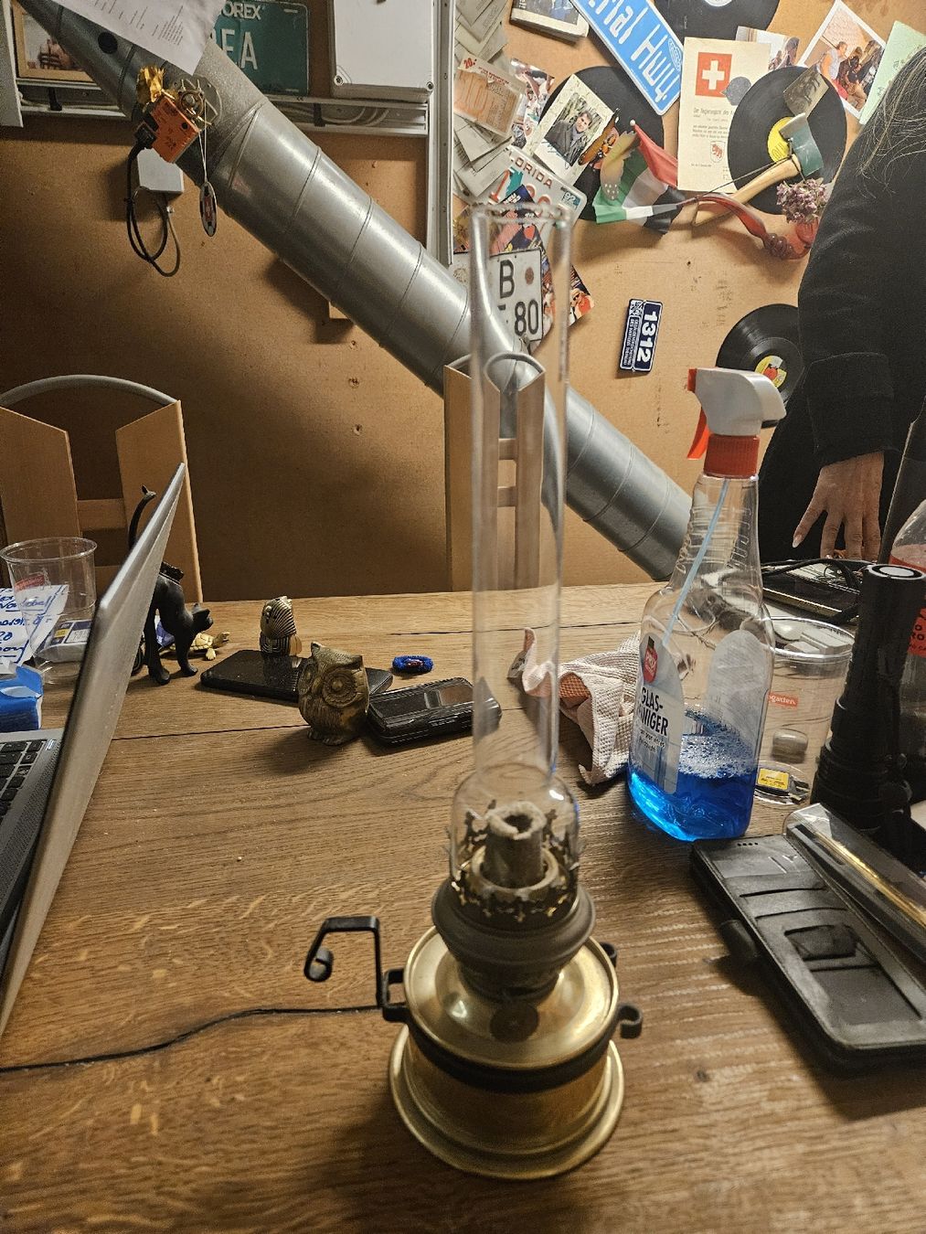 Lampen: Antike Petroleumlampe, Glasaufsatz(S2) – Gebraucht aus Rorschach von TimelessTrading