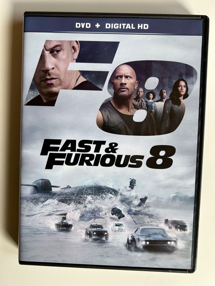 Alle DVDs: 7 DVD Fast & Furious 1-8, occasion – Gebraucht aus St-Cierges von Crisi53 8