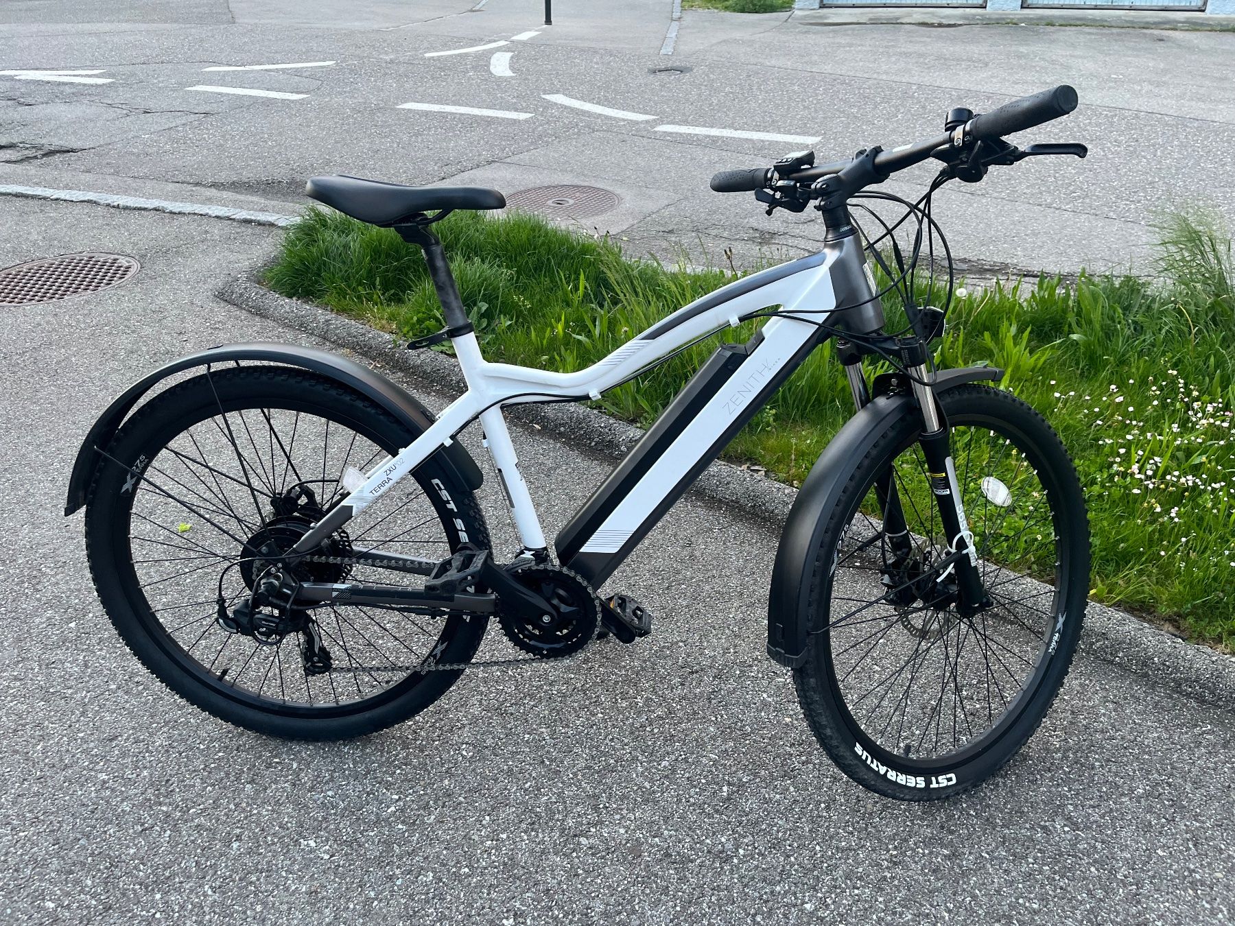 Zenith Velos: Zenith E-Bike – Gebraucht aus La Tour-de-Trême von  2