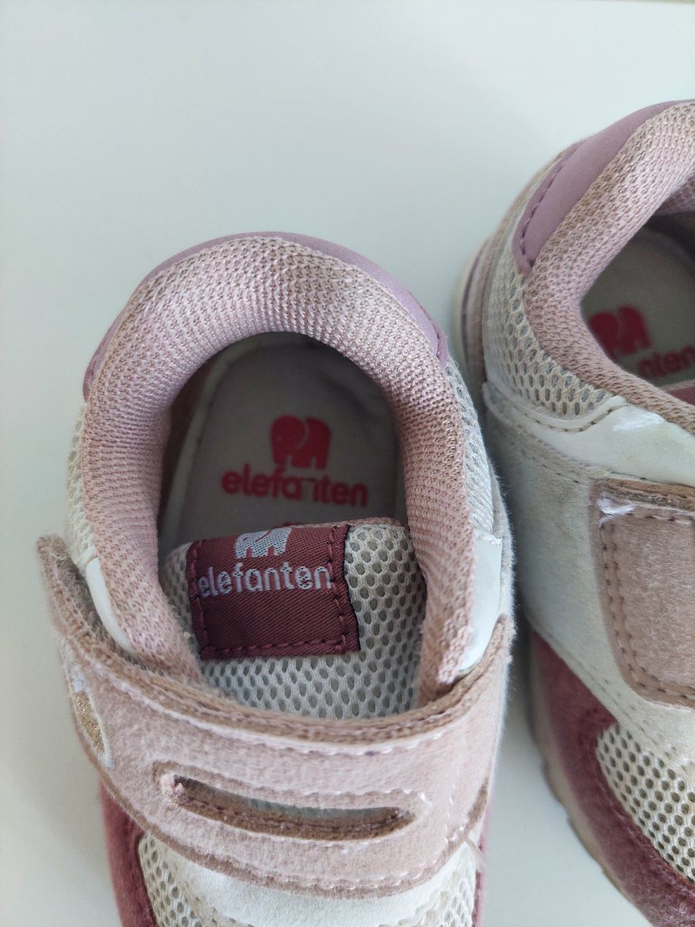 Elefanten Scarpe per ragazze: HELLROSA ELEFANTEN TURNSCHUH GR. 20 – Usato da Münchenstein venduto da Strupfi 2