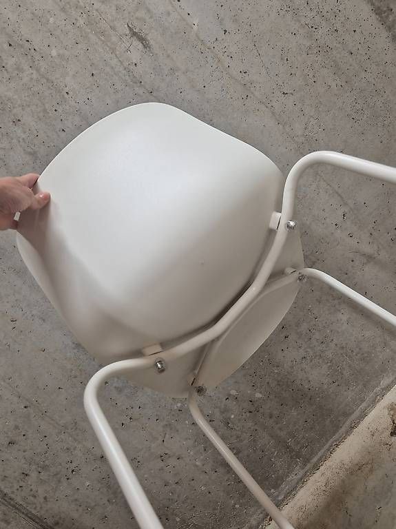 Chaises hautes: 2 Tabourets chaises de bar Troy Magis – D'occasion à Rolle par ile_r7cq 3