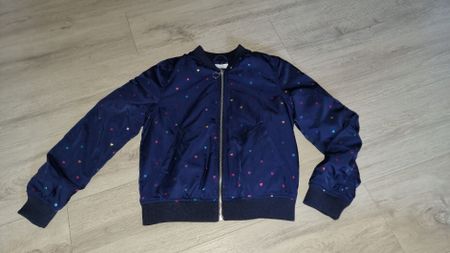 Coole Übergangsjacke Gr. 140 💙 Regenbogen-Herzen 💕