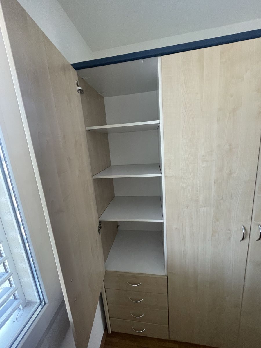 Armadi: Schrank – Usato da Einsiedeln venduto da sim_m79m 3