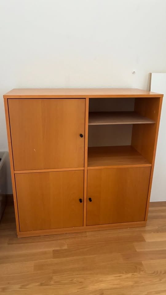 Kommoden: Kommode H88 x L85 x T39cm – Gebraucht aus Affoltern am Albis von Dschroeder