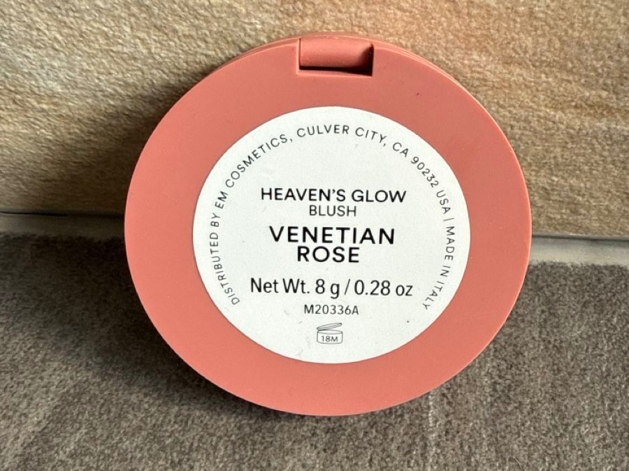 Make-up: em cosmetics heaven's glow blush - venetian rose – Gebraucht aus Otelfingen von Gasolino 1