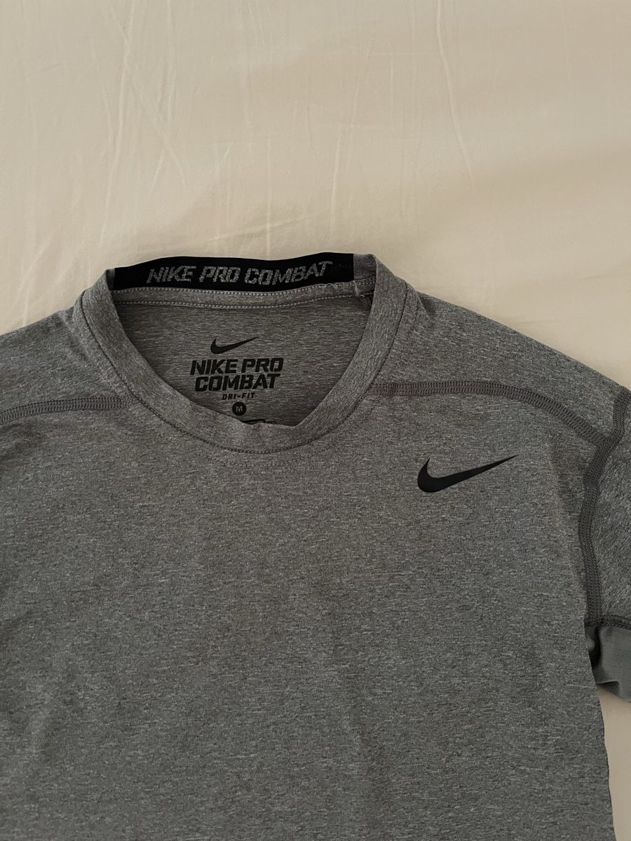 Nike T-shirts: Nike Pro Combat Dri-Fit Long Sleeve – D'occasion à Bonstetten par kaykim 2