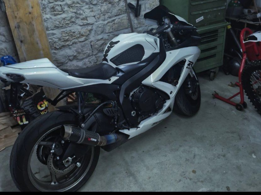 Suzuki Strasse: Suzuki GSX-R 600 K9 – Gebraucht aus Reinach BL von sch_r8cb