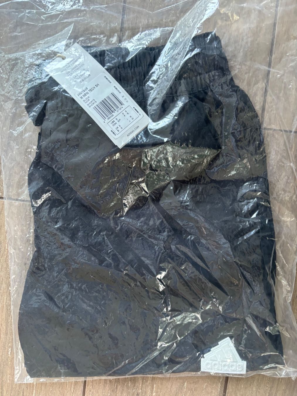 Adidas Pantaloni: S_adidas_NEU_LP 55 sfr – Nuovo e nell'imballaggio originale da Versegeres venduto da kista 3
