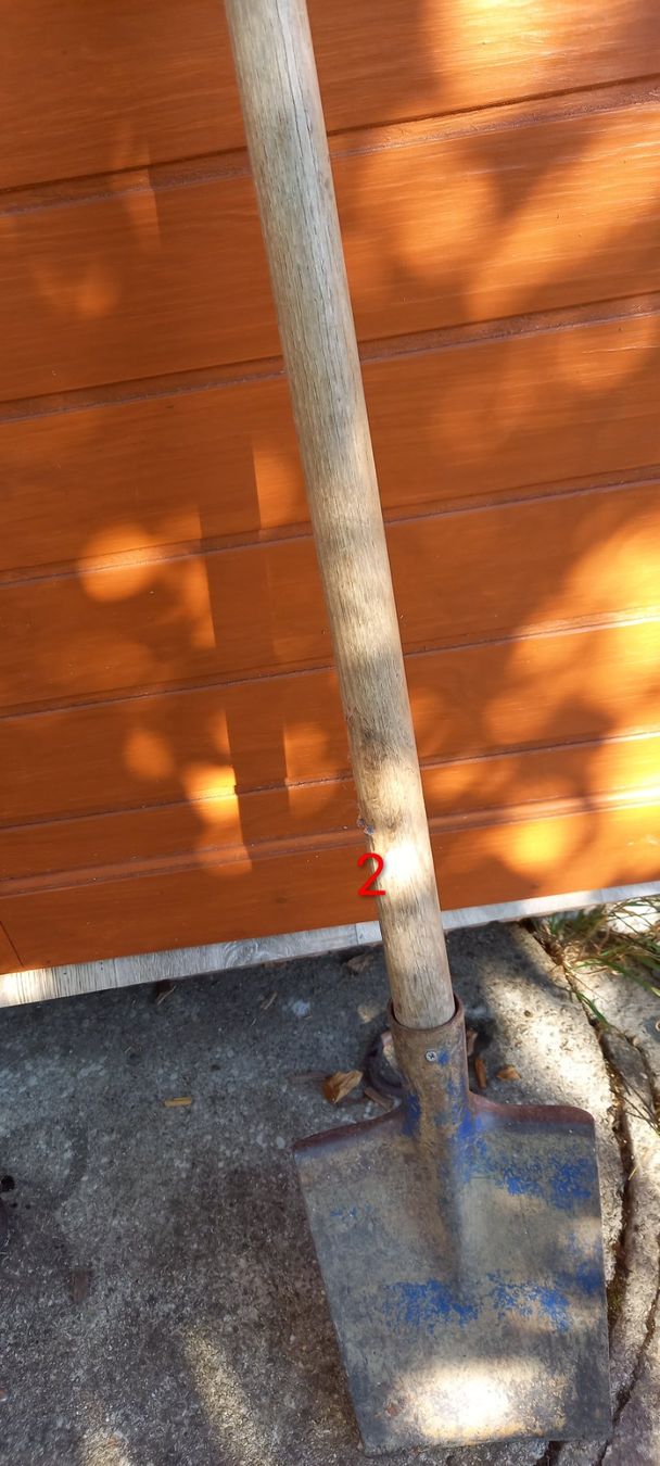 Tutti gli attrezzi: Div. Garten Werkzeug je Stück – Usato da Seon venduto da Psalm28 2