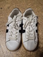 Sneakers von Atrium, Grösse 38, guter Zustand.