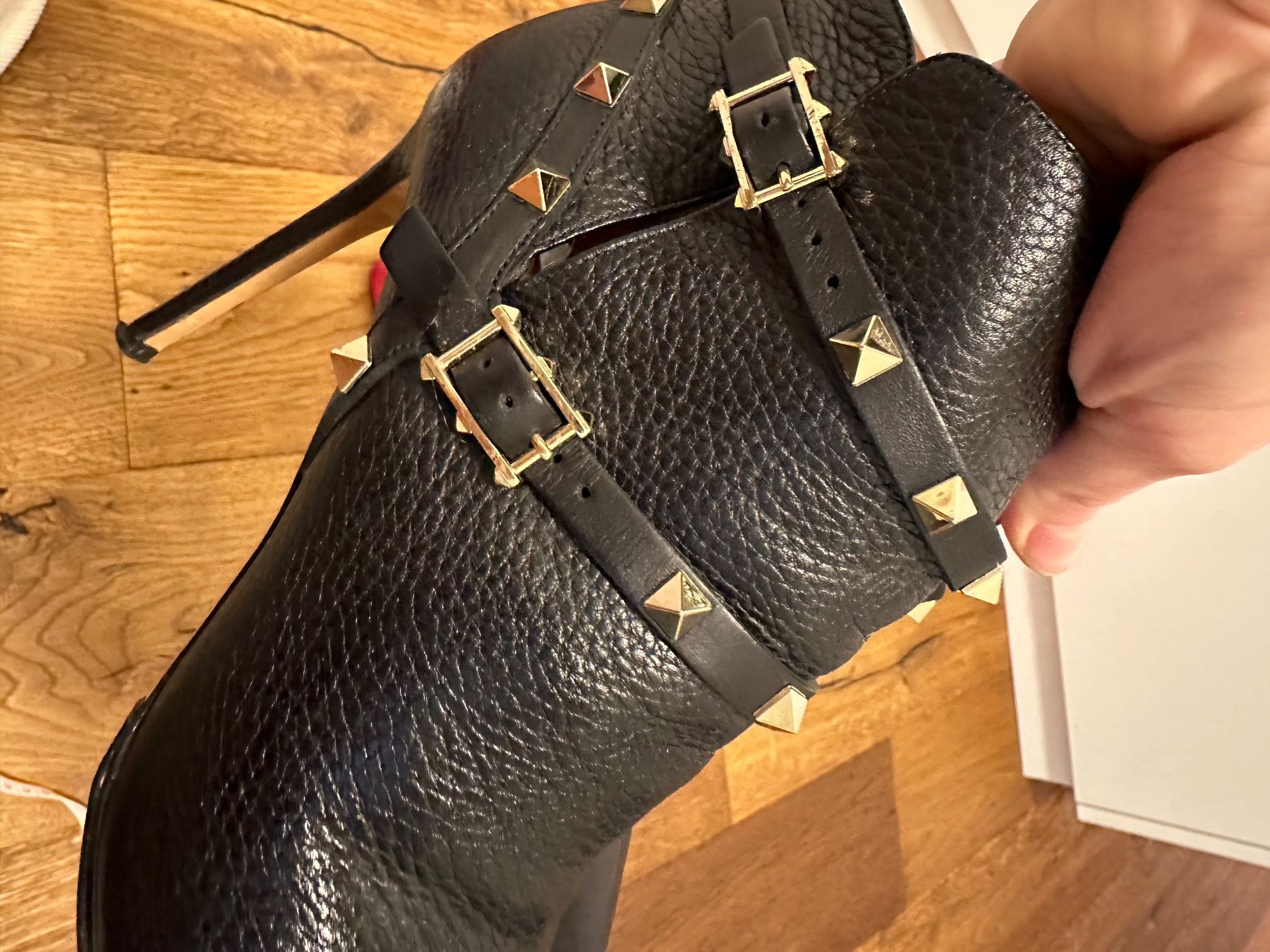 Valentino Chaussures femmes: Valentino Ankle Boots, size 39,5 – D'occasion à Küssnacht am Rigi par hor_dpb7 7