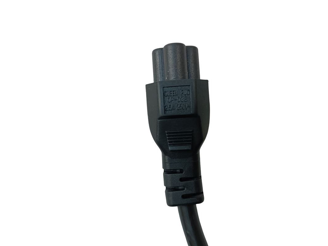 Kabel: QUEEN PUO Netzkabel mit IEC-C5-Stecker – Gebraucht aus Luzern von Restwert_Luzern