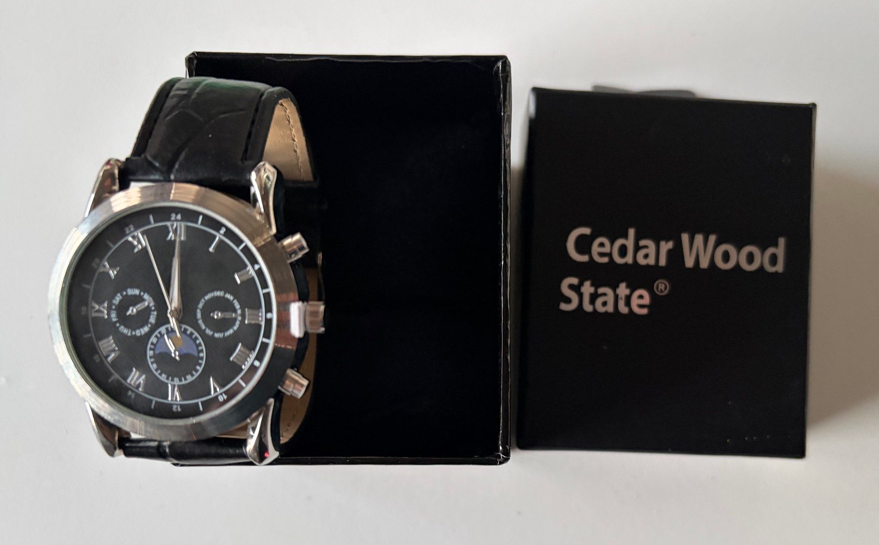 Orologi: Primark - Cedar Wood State - Montre Chrono - NEUVE – Nuovo e nell'imballaggio originale da Grand-Lancy venduto da alf_8dk7