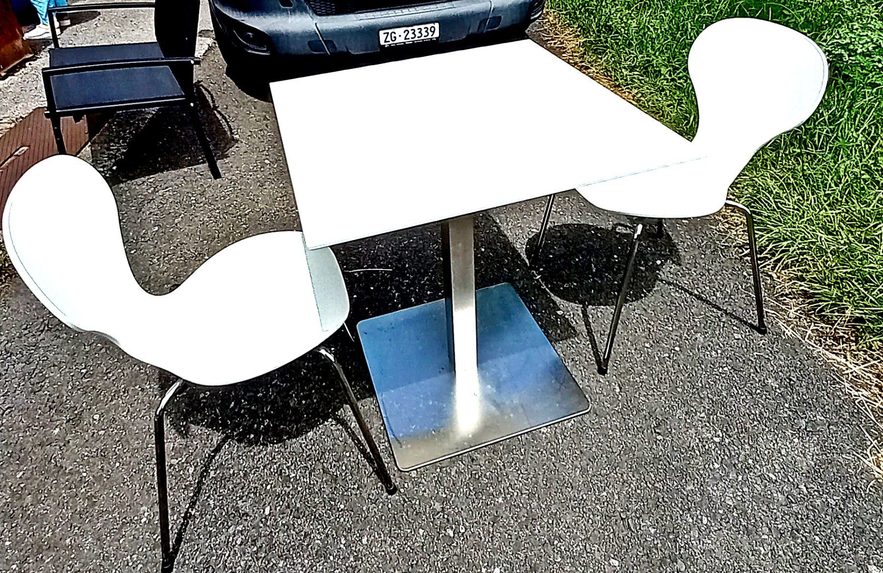 Set di tavolo e panche: Tisch mit 2 Stühlen Designe aus Dänemark 2b – Usato da Baar venduto da 2cvbaar 1